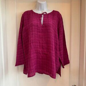 Puckered Organic Linen Plaid Keyhole Top